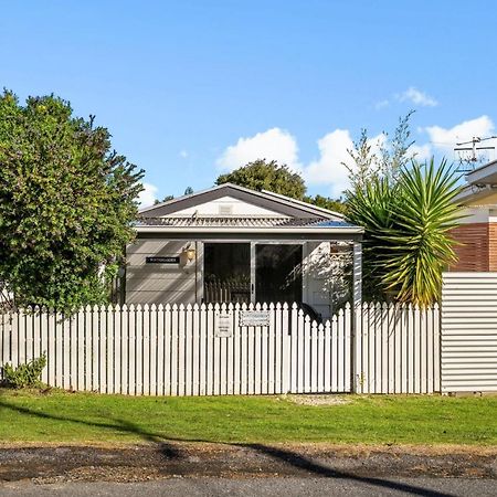 Wintergarden Beach Cabin Victor Harbor Bagian luar foto