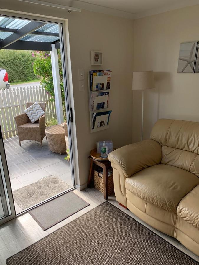 Wintergarden Beach Cabin Victor Harbor Bagian luar foto